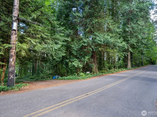 5320 New Sweden Avenue NE, Bainbridge Island, WA 98110