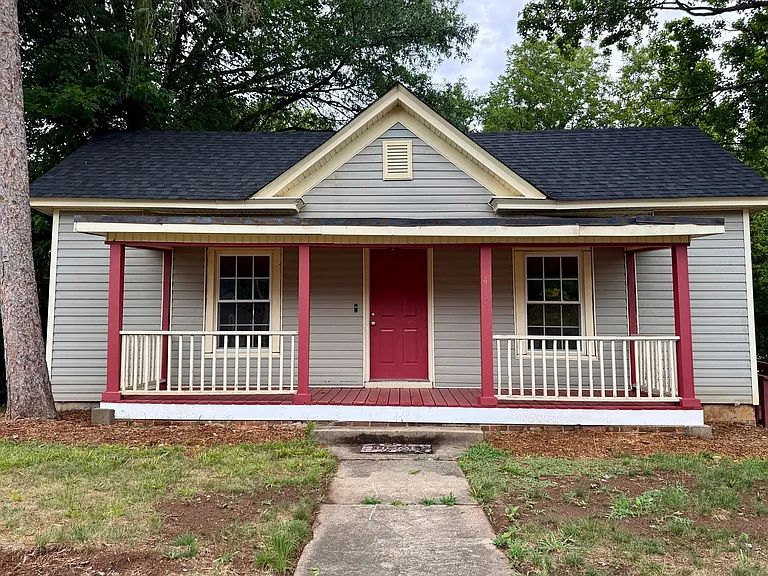 413 Everett St — Photo 17