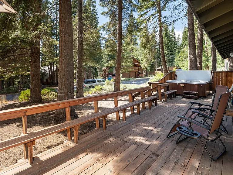 700 Carnelian Cir — Photo 20