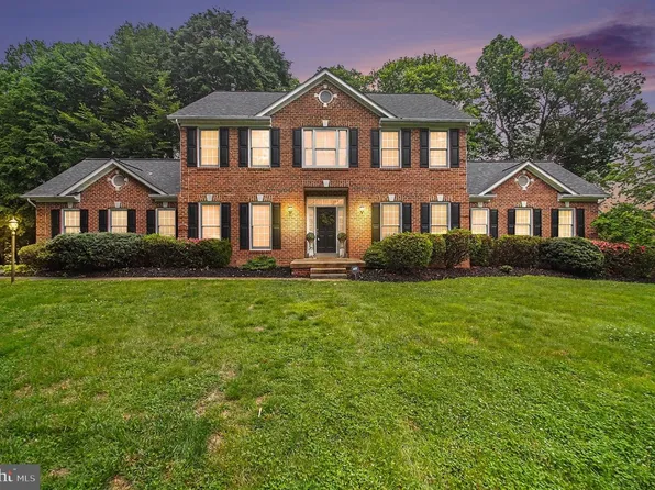 7182 Brewster Ln, Warrenton, VA 20187