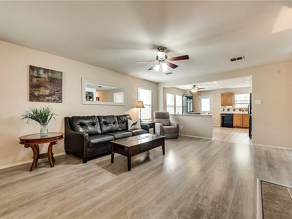 5th image of 1660 Lionheart Dr