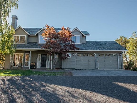 3rd image of 4847 Glen Echo Way