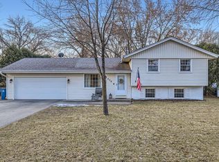 436 111th Ln NW, Coon Rapids, MN 55448