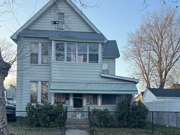 47 Keith St, Springfield, MA 01108