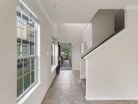5th image of 6478 Calgary Woods Ln