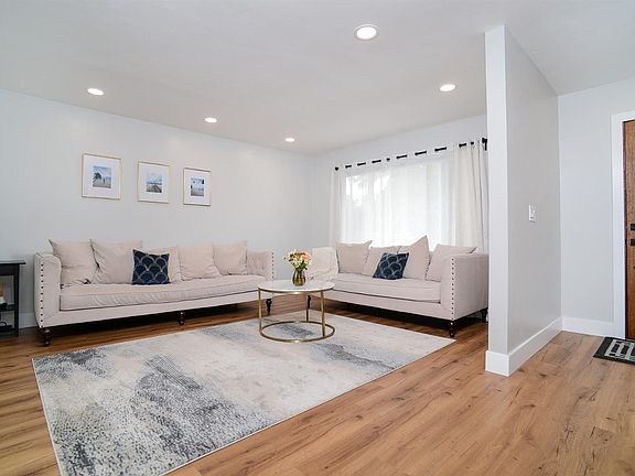 5th image of 5408 Sawtooth Ct