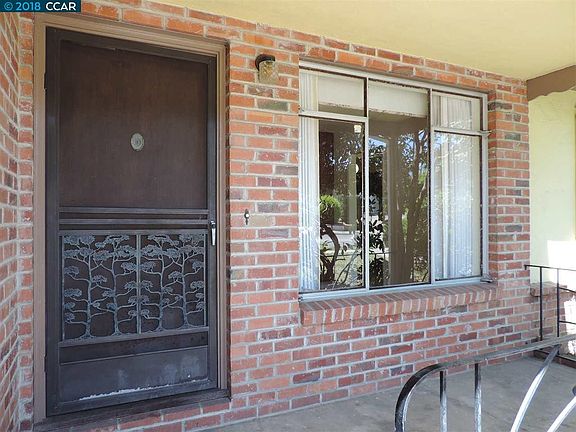 3rd image of 22697 Wildwood St