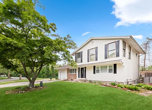25 Adrienne Ln Photo 1