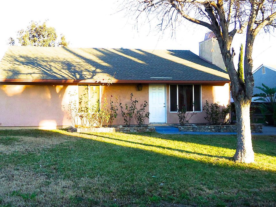 2nd image of 1003 N Linden Ave