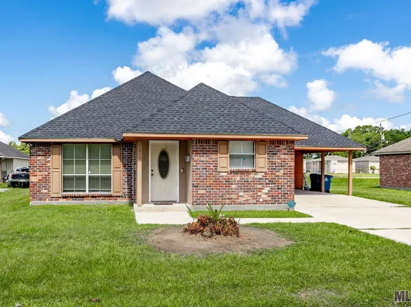 253 N 14th St, Port Allen, LA 70767