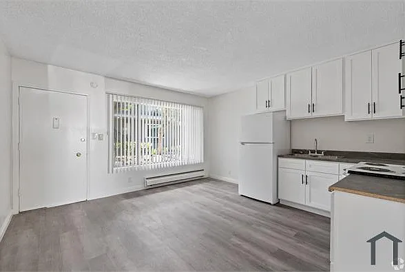 4063 Nicolet Ave #14 — Photo 9