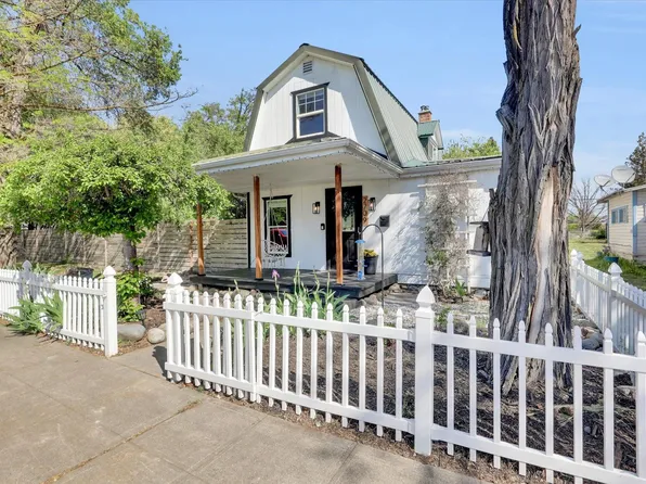2709 E Sharp Ave, Spokane, WA 99202