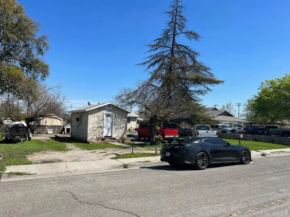 745 Gardner Ave, Corcoran, CA 93212