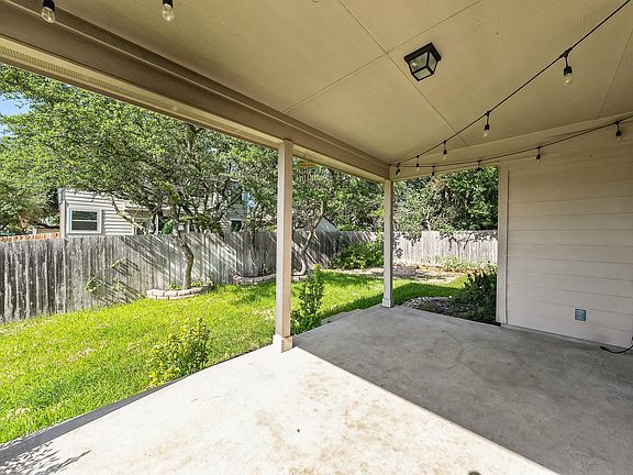 2nd image of 2504 Nightshade Dr
