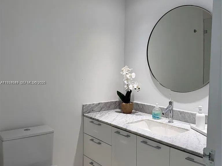 900 Bay Dr #315 — Photo 18