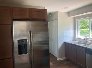 1496 S James Rd, Columbus, OH 43227