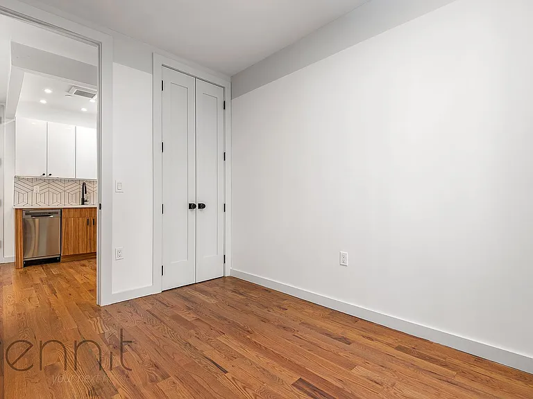 774 Lexington Ave #1A — Photo 9