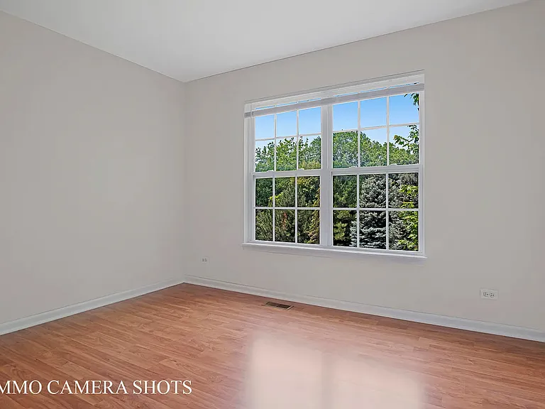 546 Declaration Ln — Photo 23