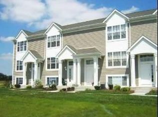 3513 Silver Leaf Dr, Joliet, IL 60431