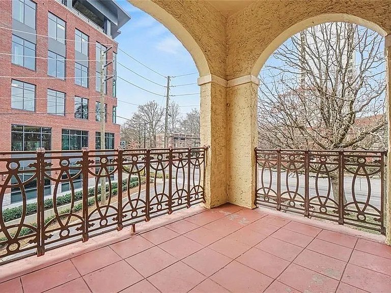 2855 Peachtree Rd NE #201 — Photo 4
