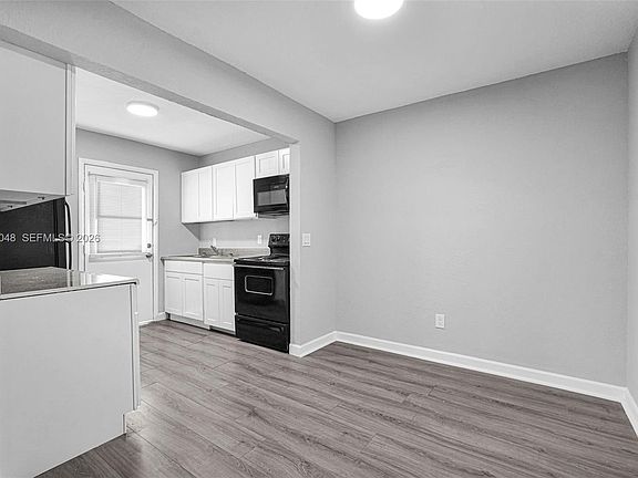 5th image of 400 NW 65th Ave Unit 210