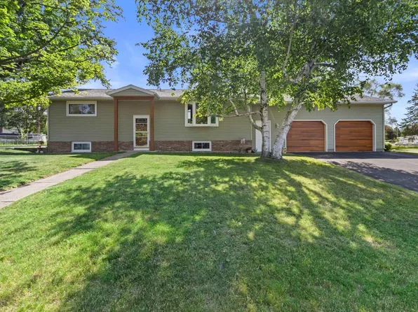 839 Suellen Ln, Portage, WI 53901