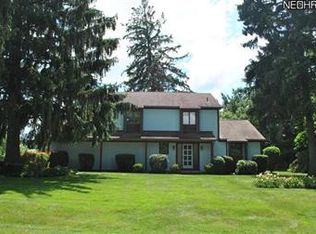 6020 Thistlehill Cir NW, Canton, OH 44708