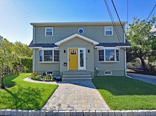 52 Green St, Watertown, MA 02472