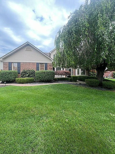 1st image of 48556 Belltower Dr