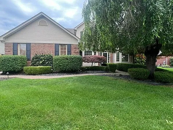 48556 Belltower Dr, Macomb, MI 48044