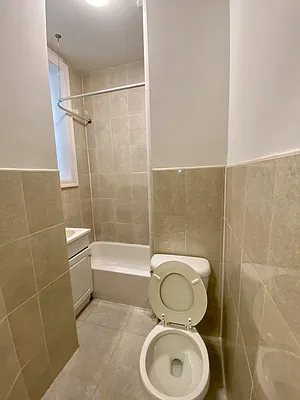 Rented by EXR Somerset LLC | media 29