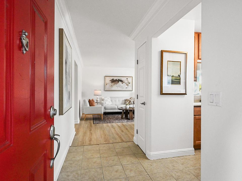 1st image of 225 Burt Street #31