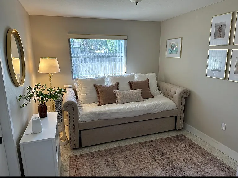 3426 Fairview Dr — Photo 14