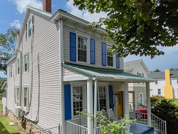 2nd image of 2129 Walnut Ave
