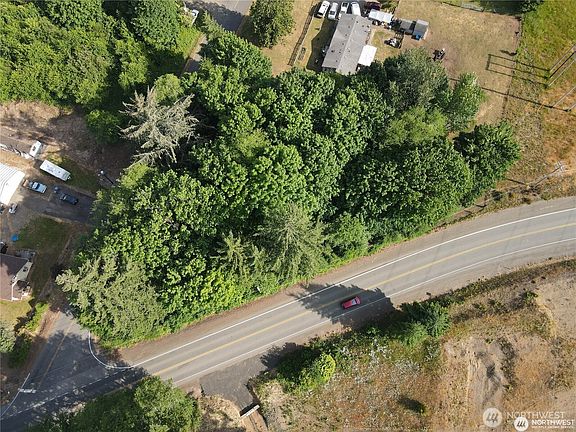 3rd image of 0 W Deegan Road