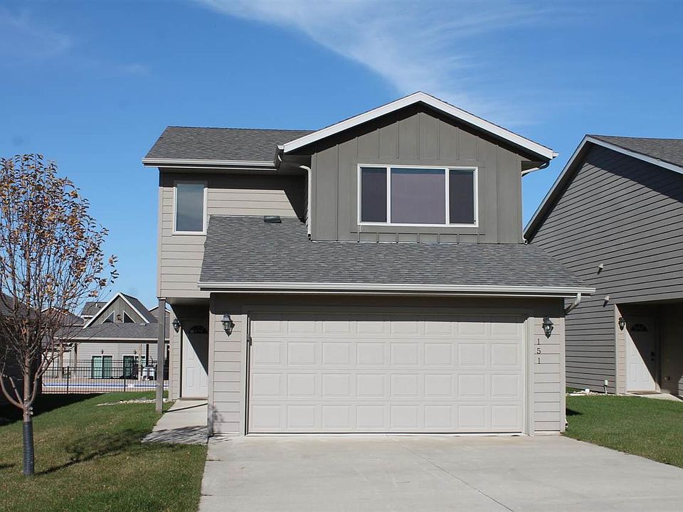 1st image of 290 240th Ave #151