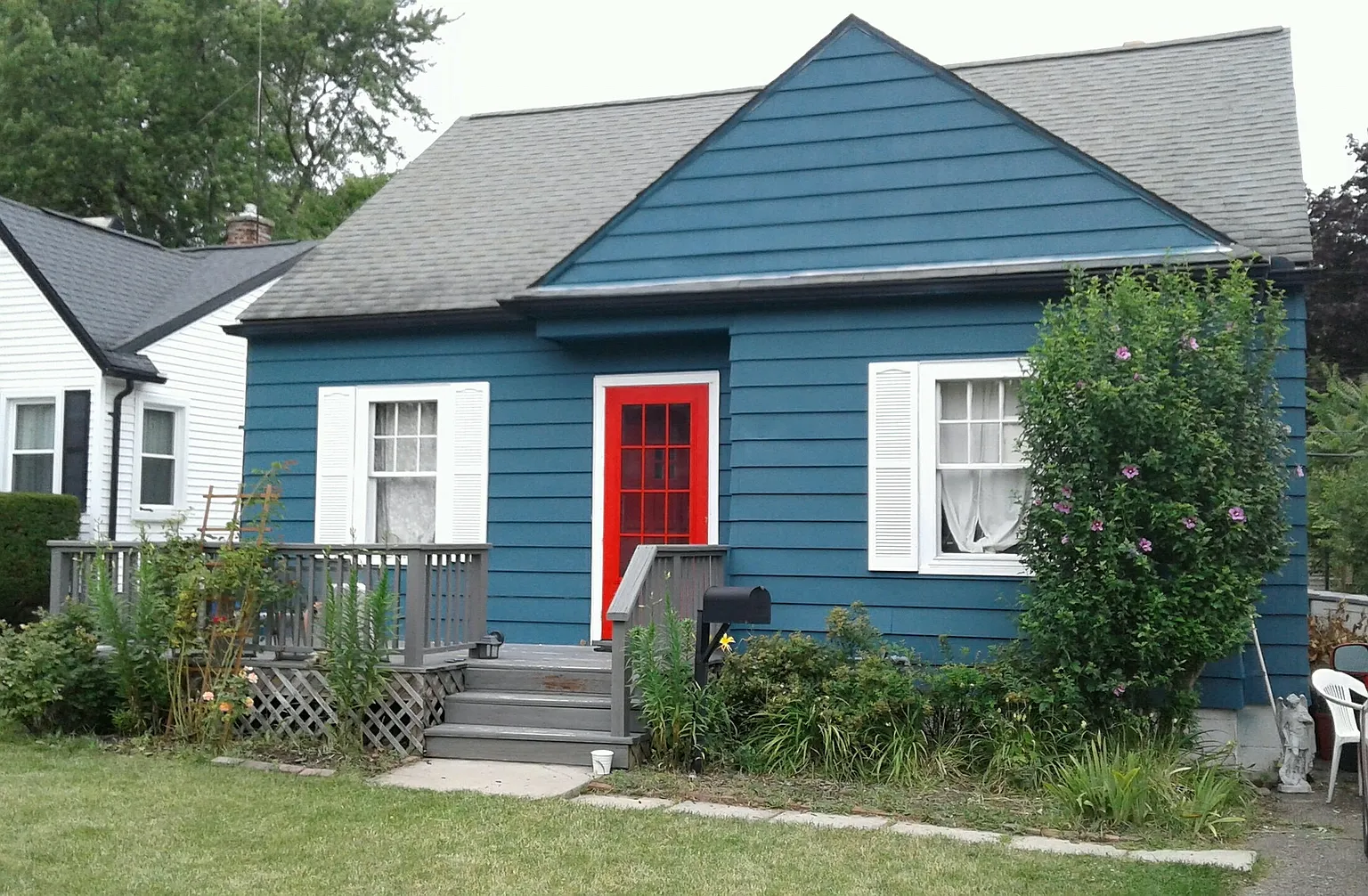 2018 McKinley Ave photo 1