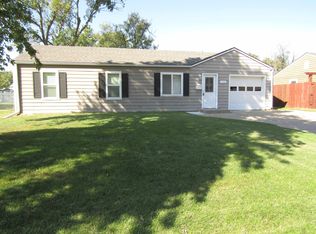 904 Osage Ave, Salina, KS 67401