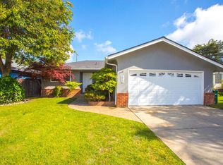 1913 Mariposa Way, Lodi, CA 95242