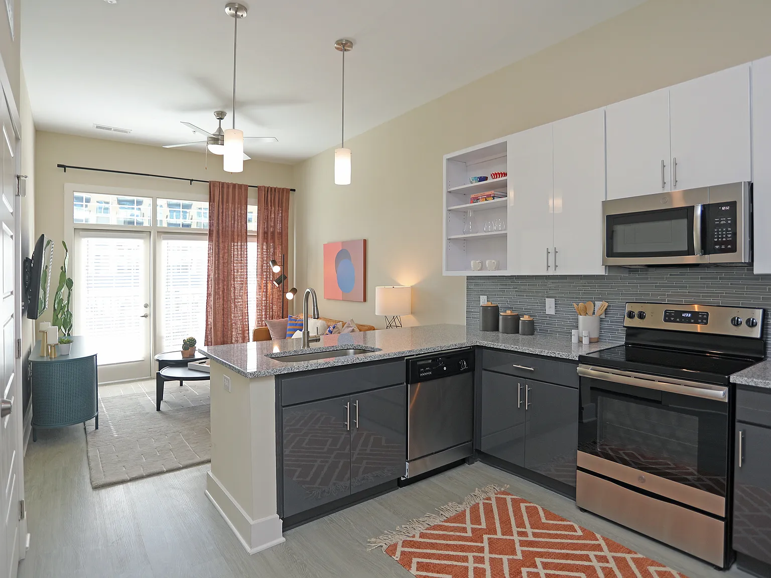 Link Apartments Innovation Quarter — Photo 2