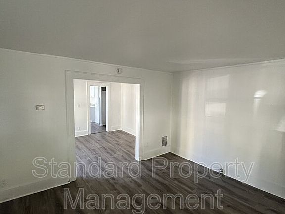 5th image of 294 Carter St APT 2