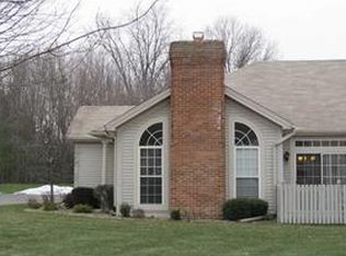 61 Stone Ridge Blvd, Hermitage, PA 16148