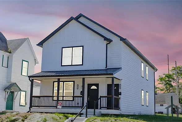 3 bed, 1250 sqft, $1,830 — Photo 3