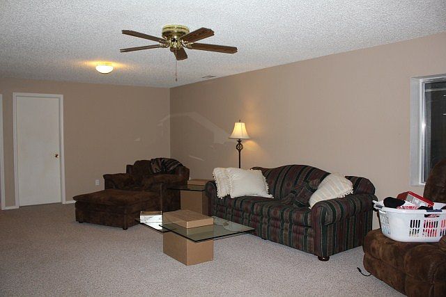 2nd image of 1533 S Canoe Creek Dr