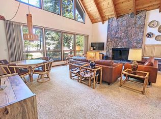 (Undisclosed Address), Sunriver, OR 97707