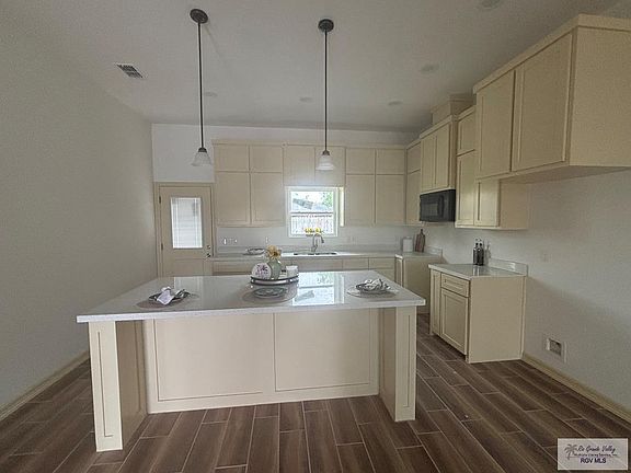 5th image of 3017 Brushy Ct