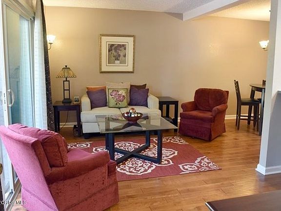 condoliving1