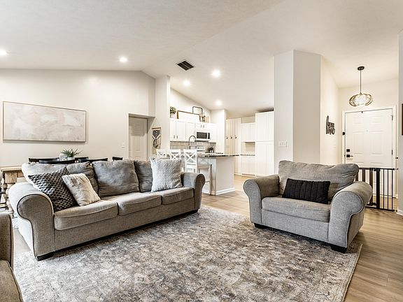 5th image of 4019 Santa Clara Dr