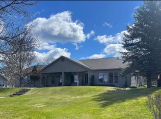 404 Irving Beach Dr, Bemidji, MN 56601