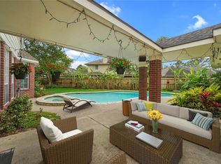 2612 Piney Woods Dr, Pearland, TX 77581
